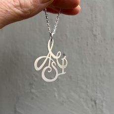 Familjemonogram i fri form utan ram