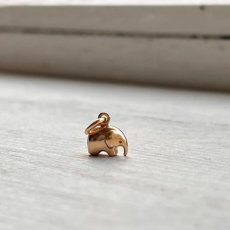 Elefant i 18k guld - handgjord efter beställning i Midsommarkransen, Stockholm